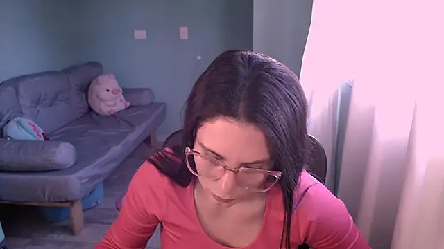 DoctoraMica online show from 09.11.25