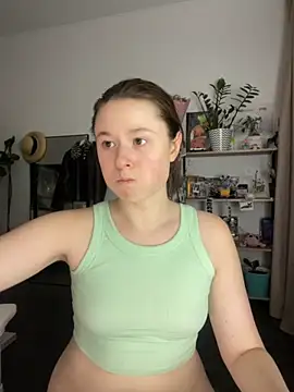 sweetest pie online show from 11.28.25