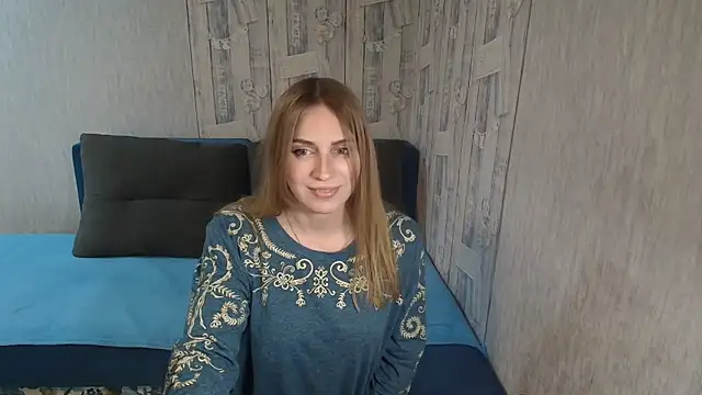 Pilly green  online show from 05.12.26