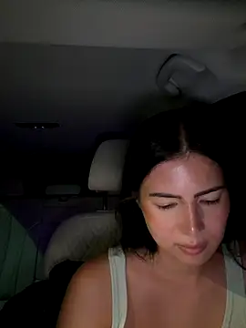 Snapshot of clairewntr chatting on 10.17.25 clairewntr online show from 10.17.25