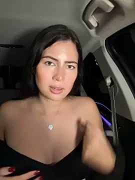 Snapshot of clairewntr chatting on 11.13.25 clairewntr online show from 11.13.25