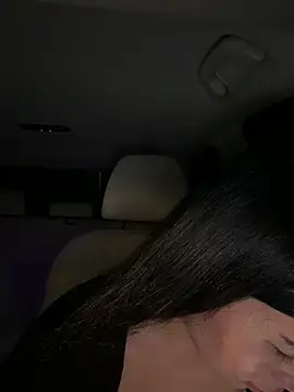 Snapshot of clairewntr chatting on 11.29.25 clairewntr online show from 11.29.25