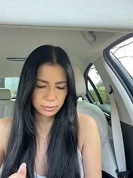 clairewntr online show from 04.04.26