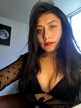 Snapshot of _Danna chatting on 12.01.24 Danna online show from 12.01.24