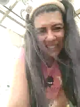 aisha latina online show from 12.07.24