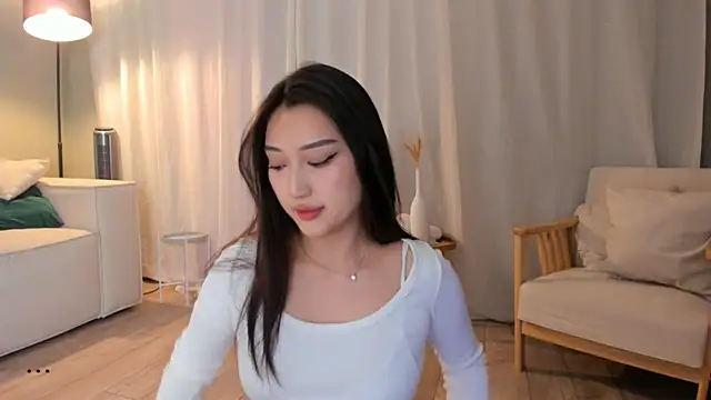 Snapshot of jin__ray chatting on 11.08.25 jin ray online show from 11.08.25