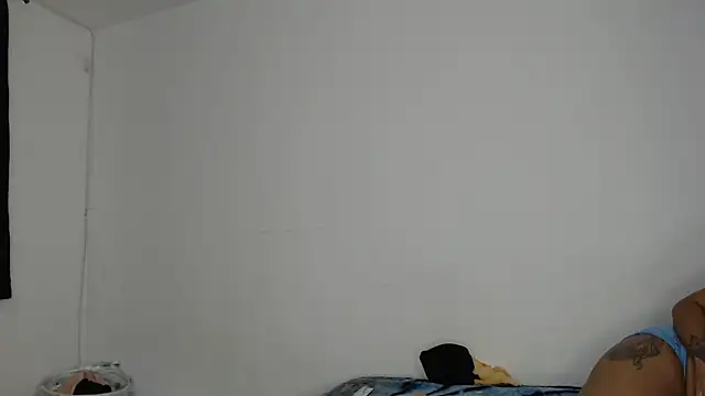 Snapshot of kathy_luisa chatting on 12.03.25 kathy luisa online show from 12.03.25