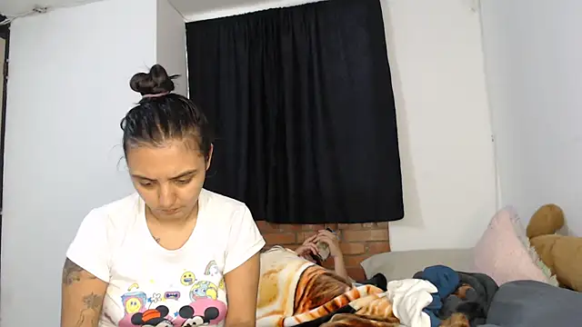 Snapshot of kathy_luisa chatting on 12.15.25 kathy luisa online show from 12.15.25