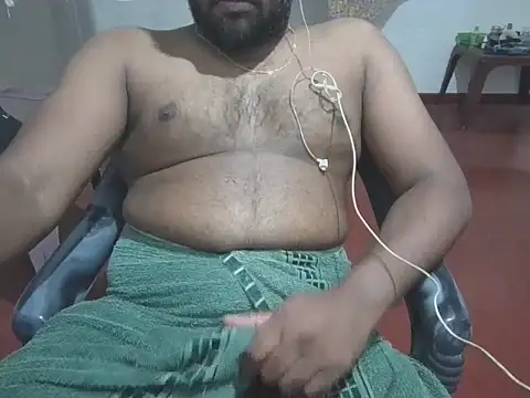 Snapshot of rmshm chatting on 10.03.25 rmshm online show from 10.03.25