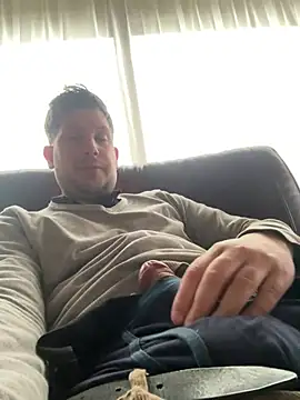 Snapshot of Taxidriver1988 chatting on 01.01.25 Taxidriver1988 online show from 01.01.25