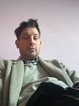 Snapshot of Taxidriver1988 chatting on 01.13.25 Taxidriver1988 online show from 01.13.25