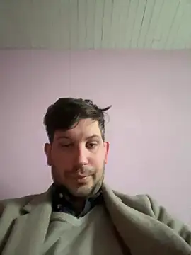 Snapshot of Taxidriver1988 chatting on 01.15.25 Taxidriver1988 online show from 01.15.25