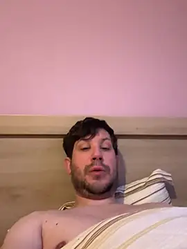 Snapshot of Taxidriver1988 chatting on 02.10.25 Taxidriver1988 online show from 02.10.25