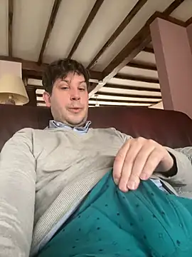 Snapshot of Taxidriver1988 chatting on 02.12.25 Taxidriver1988 online show from 02.12.25