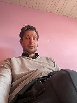 Snapshot of Taxidriver1988 chatting on 02.17.25 Taxidriver1988 online show from 02.17.25