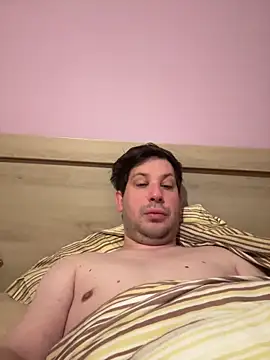 Snapshot of Taxidriver1988 chatting on 02.22.25 Taxidriver1988 online show from 02.22.25