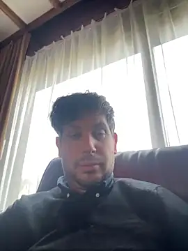 Snapshot of Taxidriver1988 chatting on 02.27.25 Taxidriver1988 online show from 02.27.25