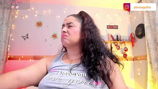 agathaxxx-69 online show from 03.17.25