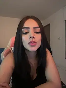 Snapshot of anniehart chatting on 02.03.26 anniehart online show from 02.03.26