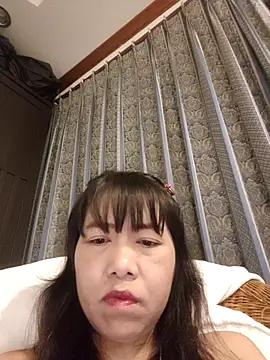 Little suzy5 online show from 10.23.25