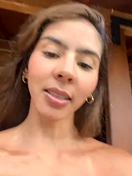 Snapshot of RouseColins chatting on 09.27.25 RouseColins online show from 09.27.25