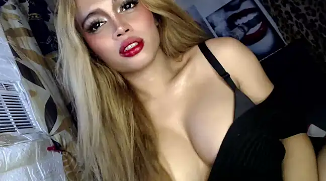 Snapshot of barbie_ivana chatting on 02.17.25 barbie ivana online show from 02.17.25