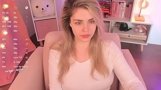 pussy-kattt online show from 01.25.25