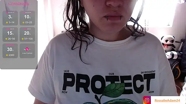 Snapshot of RossalieAdam24 chatting on 05.15.26 RossalieAdam24 online show from 05.15.26