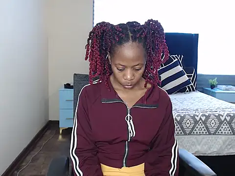 QUEENMANDYY online show from 06.25.26