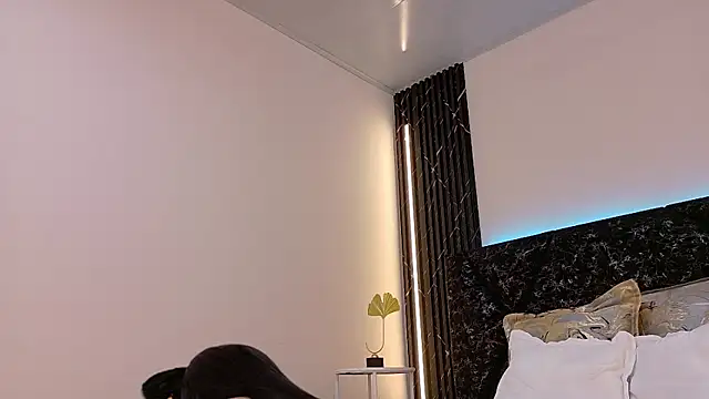 niky smit online show from 01.30.25