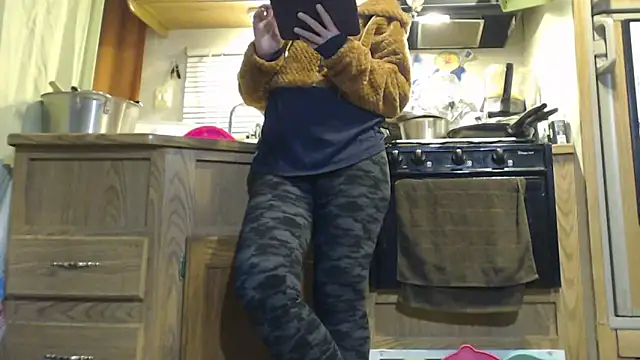 sexyinpantyhose online show from 02.01.25