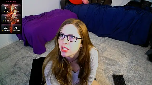 Scarlett Gushes online show from 11.27.25