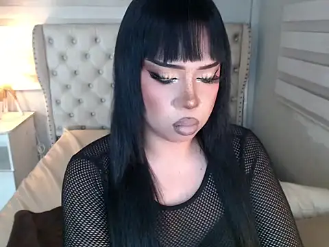 Snapshot of RebecaNextToYou chatting on 06.05.26 RebecaNextToYou online show from 06.05.26