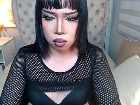 Snapshot of RebecaNextToYou chatting on 06.06.26 RebecaNextToYou online show from 06.06.26