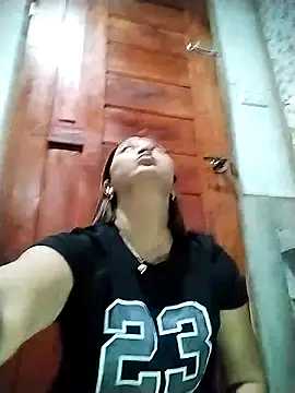 MS Isabella Snow92 online show from 10.04.25