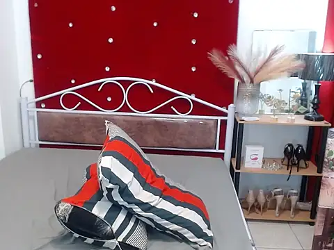 urcumgirl kendall online show from 02.08.25