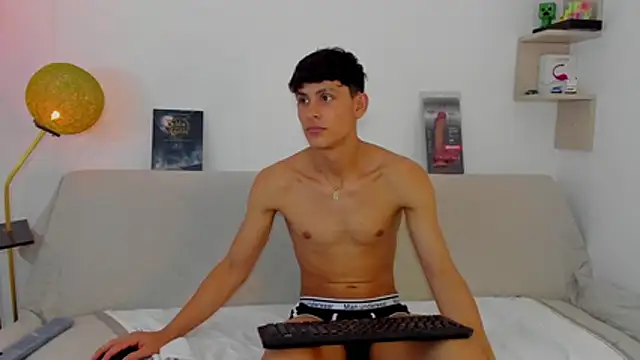 logan thomas online show from 10.24.25