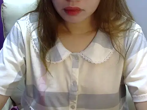    zurIII09  online show from 02.13.26