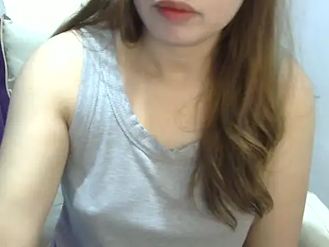    zurIII09  online show from 02.18.26