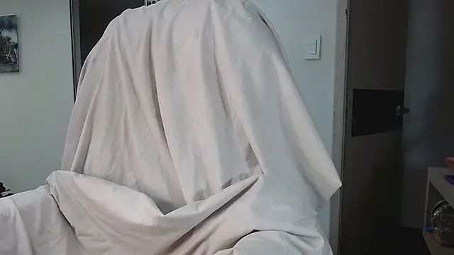 DanielaDuff online show from 02.22.25