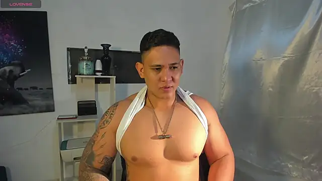 Colton Massif online show from 12.05.24