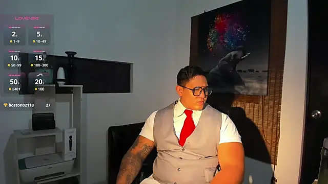 Colton Massif online show from 01.08.25