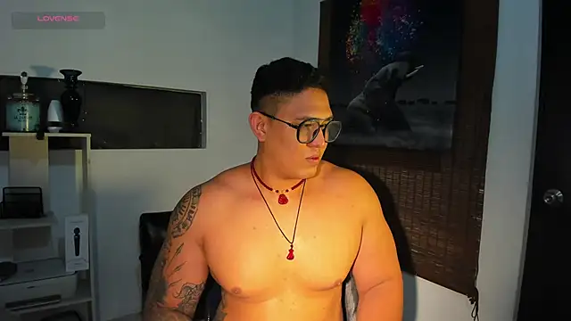 Colton Massif online show from 01.10.25