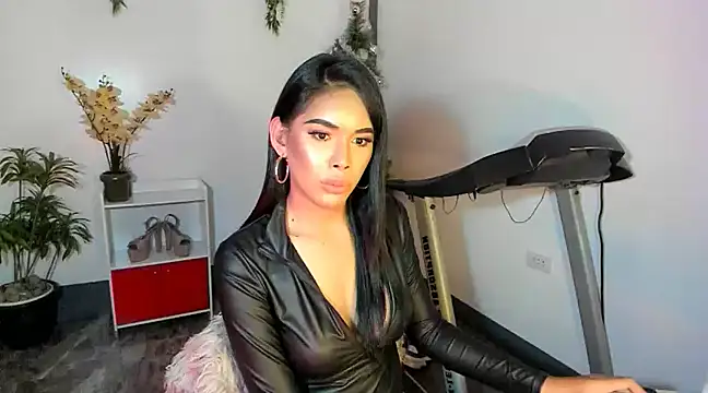 Snapshot of SweetlikeCandee chatting on 01.05.25 SweetlikeCandee online show from 01.05.25