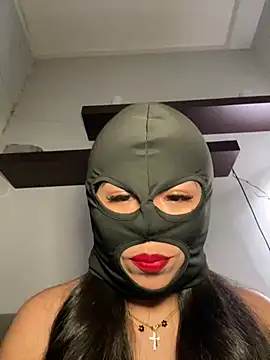 Snapshot of nenalayla chatting on 12.19.24 nenalayla online show from 12.19.24