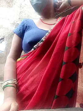 Snapshot of Lattika-Bhabhi chatting on 09.09.25 Lattika-Bhabhi online show from 09.09.25