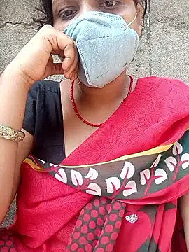 Snapshot of Lattika-Bhabhi chatting on 09.17.25 Lattika-Bhabhi online show from 09.17.25