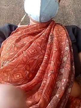 Snapshot of Lattika-Bhabhi chatting on 03.30.26 Lattika-Bhabhi online show from 03.30.26