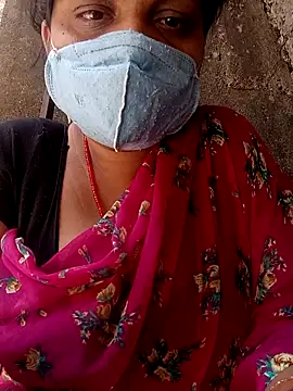 Snapshot of Lattika-Bhabhi chatting on 04.09.26 Lattika-Bhabhi online show from 04.09.26