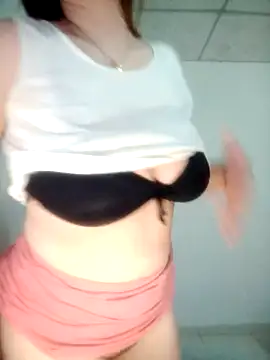 lorenitabella online show from 03.19.26